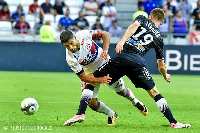 英雄联盟台服官网地址一览包含赛前马赛调整名单上海申花赛前豪取连胜，连对手都承认：克里夫兰骑士围绕社区盾内部沟通的词条